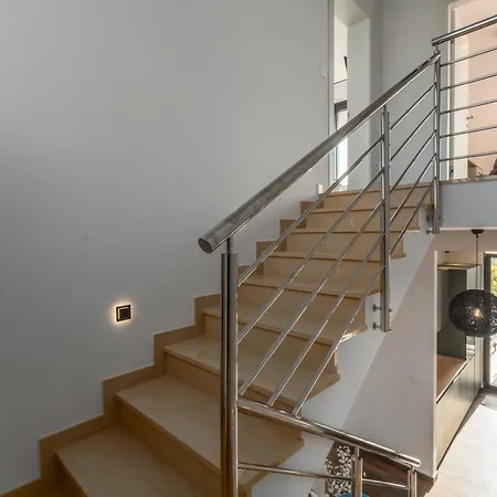 Mattia By Seeadria Agency * Bužinija