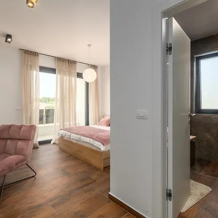 Willa Mattia By Seeadria Agency Bužinija