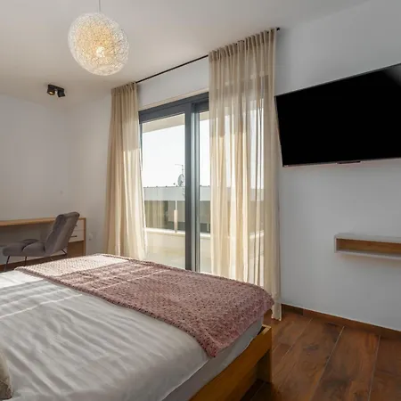Villa Mattia By Seeadria Agency *