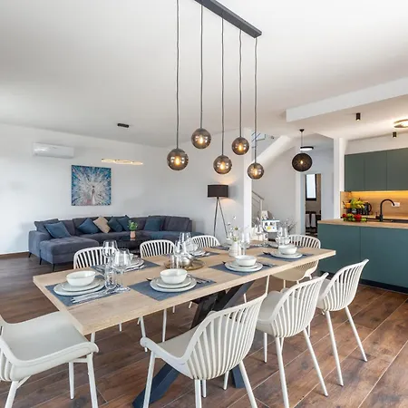 Mattia By Seeadria Agency Bužinija