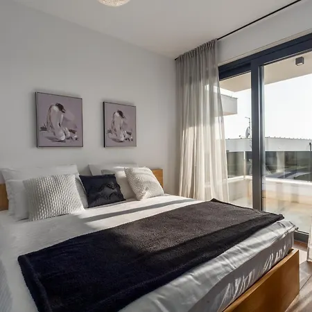 Mattia By Seeadria Agency Bužinija