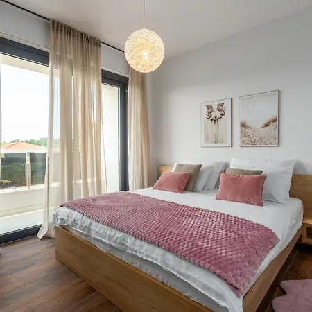 Mattia By Seeadria Agency Willa *