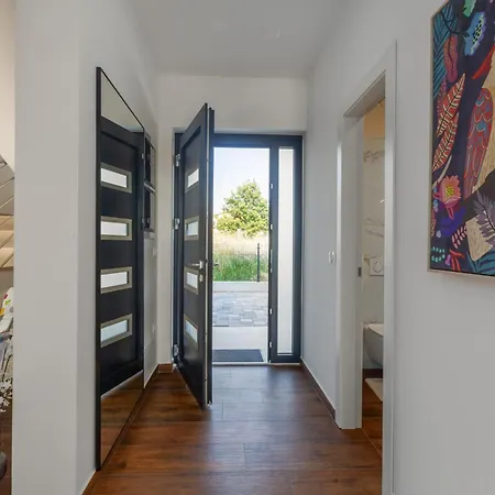 Willa Mattia By Seeadria Agency Bužinija