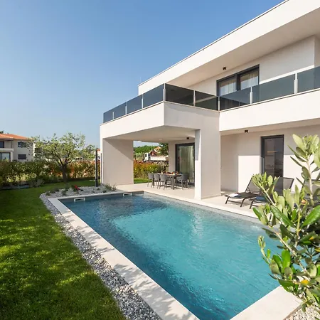 Mattia By Seeadria Agency Bužinija