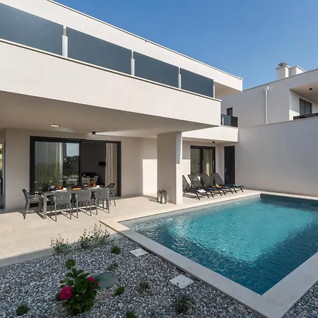 Willa Mattia By Seeadria Agency Bužinija