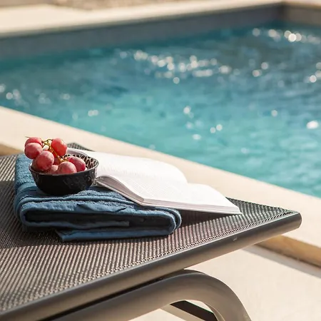 Willa Mattia By Seeadria Agency Bužinija