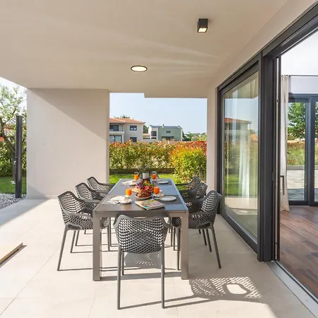 Willa Mattia By Seeadria Agency Bužinija